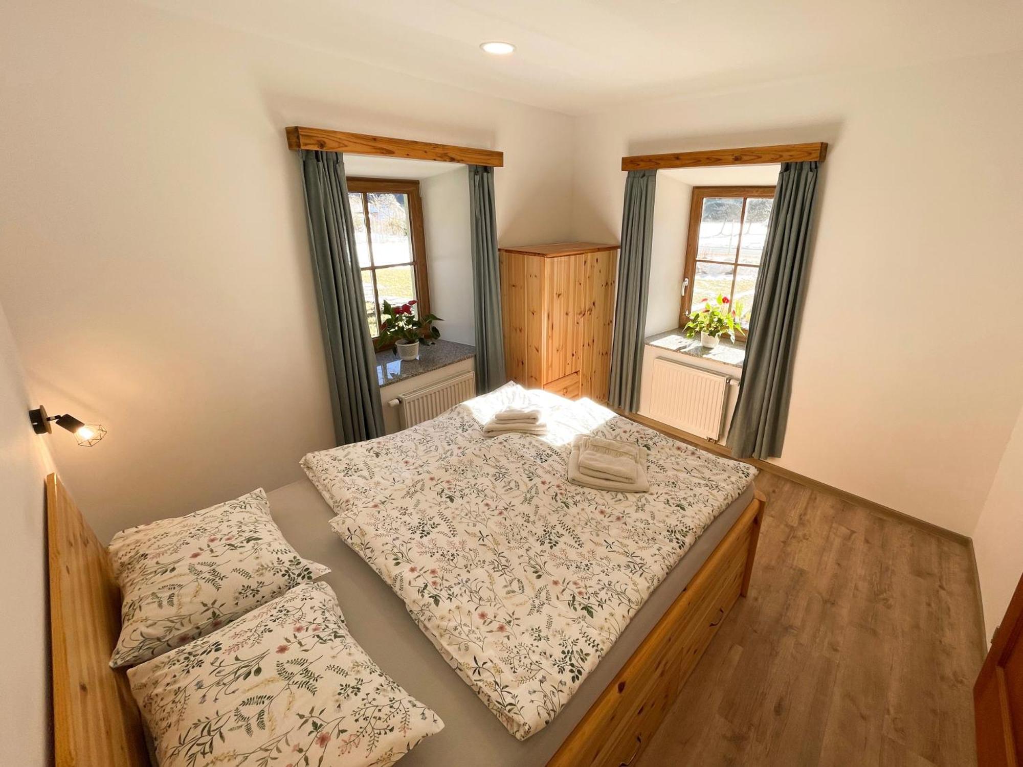 Apartment House Prezlc ครานสกา โกรา ภายนอก รูปภาพ